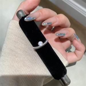 2025 European American Retro High-End Silver Brushed Sparkling Diamond Cross Ring for Women - Versatile Fashion Accessory