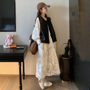 2025 Spring Women's French Design Two-Piece Set - Loose Leather Jacket & Floral Skirt - Trendy Fashion for Spring