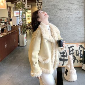 Beige Lamb Wool Short Coat for Women - Stylish 2025 Winter Jacket with Leather and Fur, Perfect for Petite Sizes