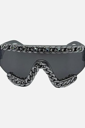 Concert Outfit Chain-Embellished Sunglasses