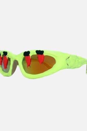 Concert Outfit Fun Carrot-Embellished Sunglasses