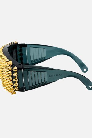 Concert Outfit Large Frame Outdoor Rivet Sunglasses