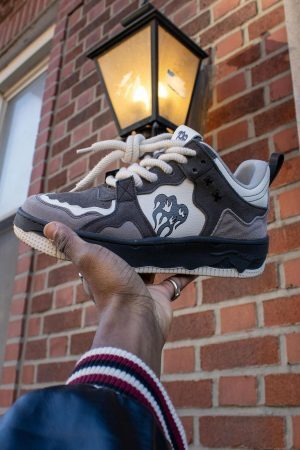 Concert Outfit Monochrome Shadowwave Heavy-Duty Street Sneakers