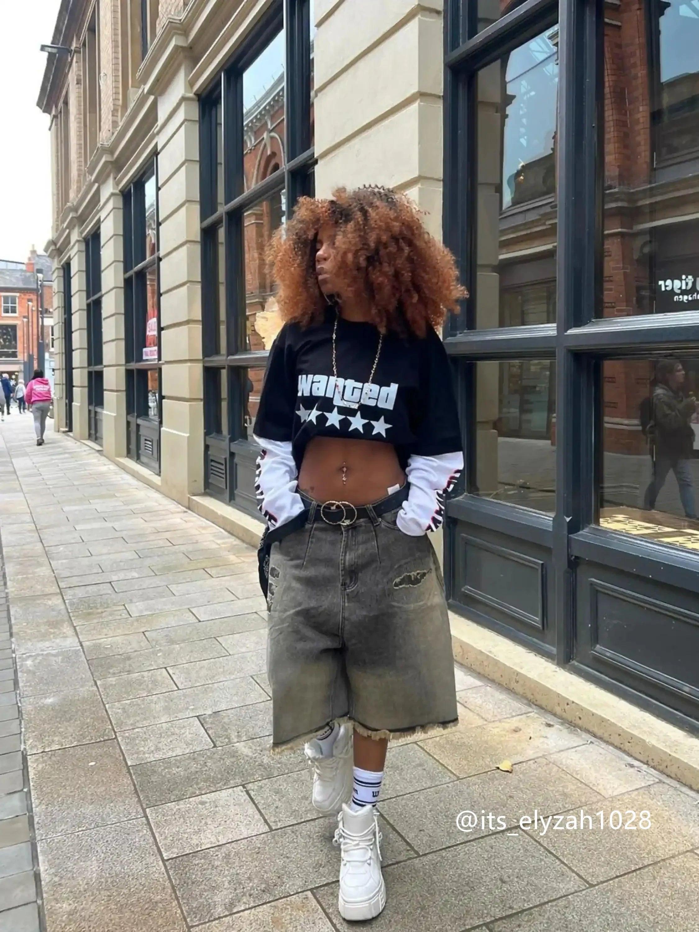 Concert Outfit Vintage Distressed Denim Gradient Shorts