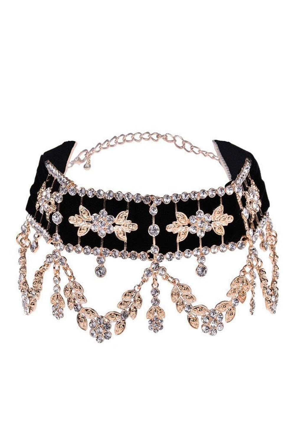 New Style Trends - Aesthetic Rhinestone Flower Necklace - Outfit Ideas