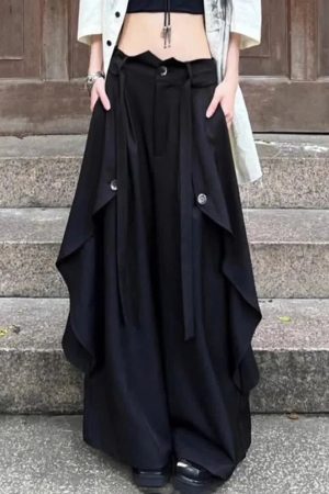 New Style Trends - Alt Goth Layered Wide-Leg Pants - Outfit Ideas