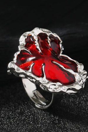 New Style Trends - Crimson Shattered Alt Goth Heart Necklace - Outfit Ideas