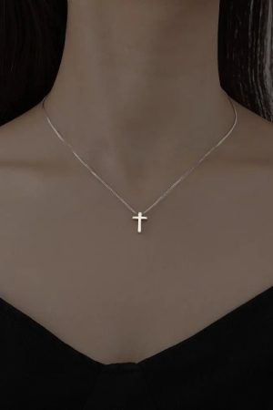 New Style Trends - Crystal Rose Gothic Cross Necklace - Outfit Ideas