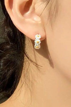 New Style Trends - Daisy Chain Mood Aesthetic Earrings - Outfit Ideas