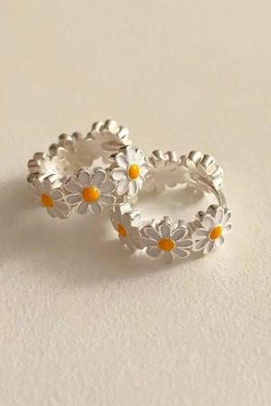 New Style Trends - Daisy Chain Mood Aesthetic Earrings - Outfit Ideas