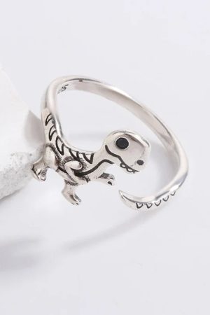 New Style Trends - Dino Bones Aesthetic Ring - Outfit Ideas