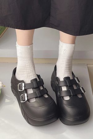 New Style Trends - Double Buckle Edgy Slippers - Outfit Ideas