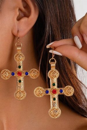 New Style Trends - Golden Saint Cross Aesthetic Layered Necklace - Outfit Ideas