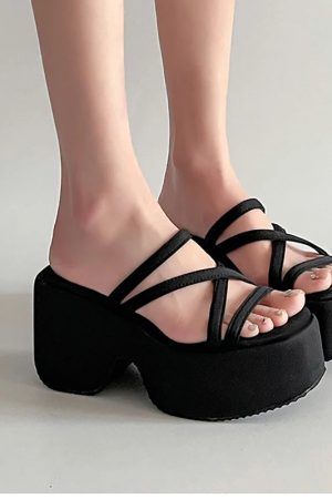 New Style Trends - Jungle Stride Strappy Aesthetic Sandals - Outfit Ideas