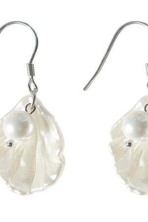 New Style Trends - Mermaidcore Ocean Bloom Pearl Drops - Outfit Ideas