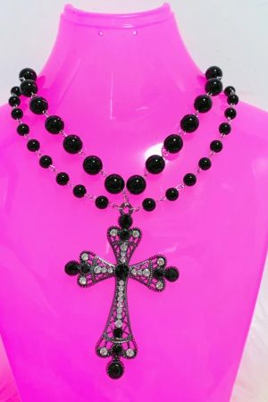 New Style Trends - Midnight Thorn Gothic Cross Necklace - Outfit Ideas