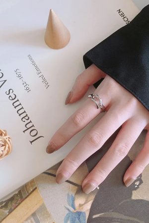 New Style Trends - Molten Edge Silver Edgy Ring - Outfit Ideas