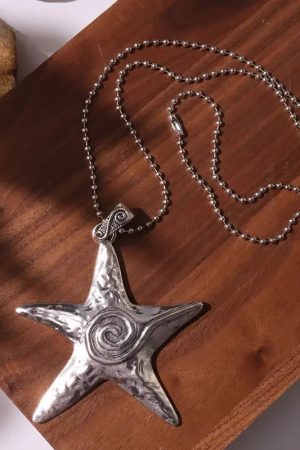 New Style Trends - Ocean Edgy Starfish Necklace - Outfit Ideas