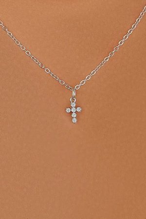New Style Trends - Regal Pearl Cross Aesthetic Choker - Outfit Ideas
