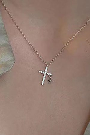 New Style Trends - Regal Pearl Cross Aesthetic Choker - Outfit Ideas