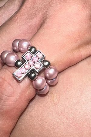 New Style Trends - Rosy Devotion Beaded Ring - Outfit Ideas