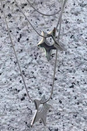 New Style Trends - Silver Shuriken Ninja Y2k Necklace - Outfit Ideas