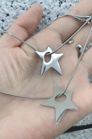 New Style Trends - Silver Shuriken Ninja Y2k Necklace - Outfit Ideas
