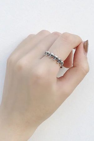 New Style Trends - Skull Chain Armor Alt Ring - Outfit Ideas