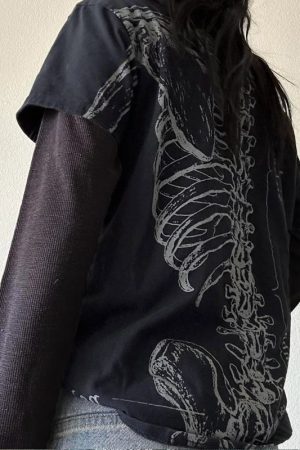 New Style Trends - Spine Script Alt Long Sleeve Alt Top - Outfit Ideas