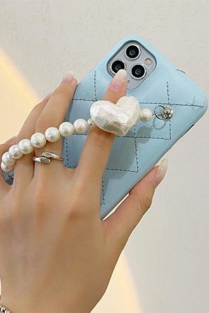 Style Core Aesthetics, New Style Trends - Baby Blue Pearl Chain iPhone Case