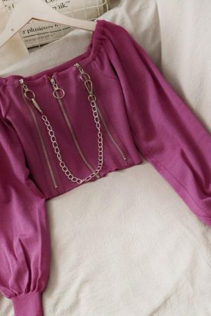 Style Core Aesthetics, New Style Trends - Chain Detailed Square Neck Crop Top