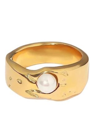 Style Core Aesthetics, New Style Trends - Coastal Granddaughter Pearl Ring
