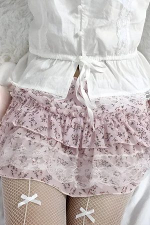 Style Core Aesthetics, New Style Trends - Coquette Floral Ruffled Mini Skirt