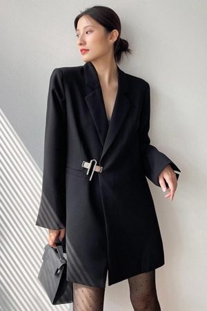Style Core Aesthetics, New Style Trends - Dark Academia Buckle Up Blazer