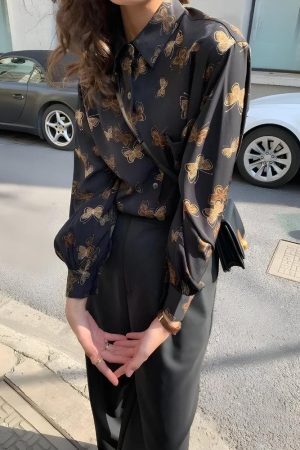 Style Core Aesthetics, New Style Trends - Dark Academia Butterfly Shirt