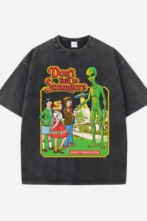 Style Core Aesthetics, New Style Trends - Don't Talk To Strangers Tee