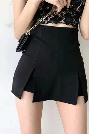 Style Core Aesthetics, New Style Trends - Double Side Slit Mini Skort