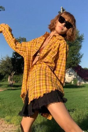Style Core Aesthetics, New Style Trends - Embroidered Tasseled Plaid Shirt