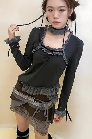Style Core Aesthetics, New Style Trends - Fairy Grunge Asymmetric Lace Top