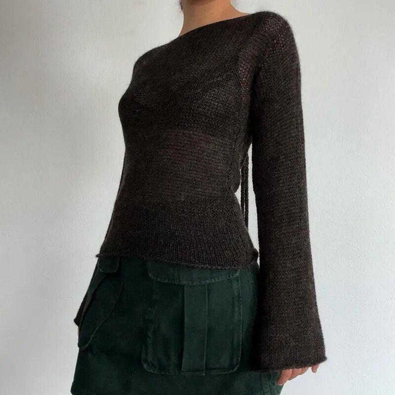 Style Core Aesthetics, New Style Trends - Flare Sleeved Knit Backless Top