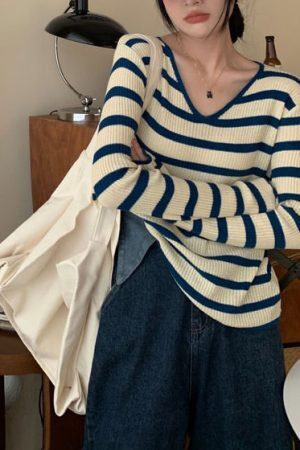 Style Core Aesthetics, New Style Trends - French Girl Ribbed Top