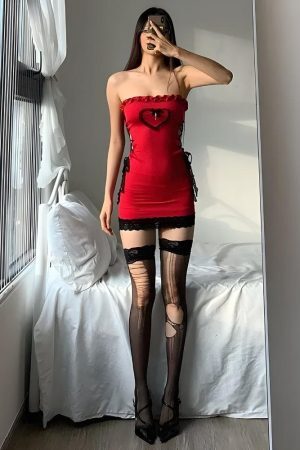 Style Core Aesthetics, New Style Trends - Goth Heart Lace Up Bodycon Mini Dress