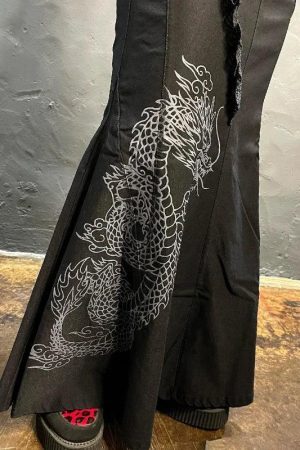 Style Core Aesthetics, New Style Trends - Gothic Dragon Printed Midi Skirt