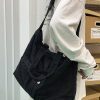 Style Core Aesthetics, New Style Trends - Grand sac à bandoulière Vintage Wash
