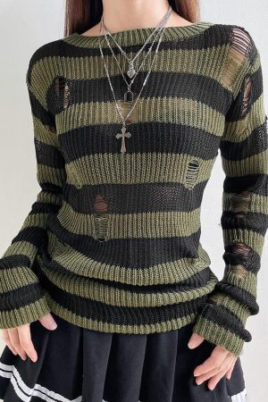 Style Core Aesthetics, New Style Trends - Grunge Distressed Striped Sweater