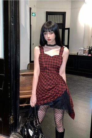 Style Core Aesthetics, New Style Trends - Grunge Plaid Mini Dress