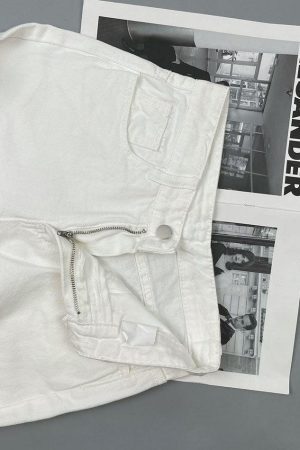 Style Core Aesthetics, New Style Trends - Jean boyfriend blanc délavé