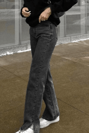Style Core Aesthetics, New Style Trends - Jean boyfriend fendu délavé