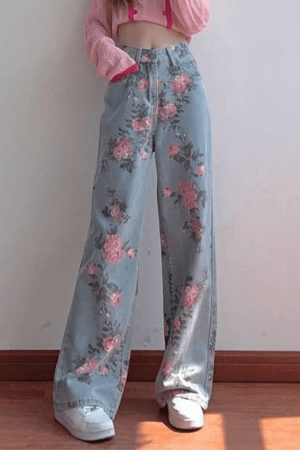 Style Core Aesthetics, New Style Trends - Jean boyfriend fleuri à taille haute