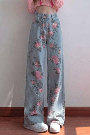 Style Core Aesthetics, New Style Trends - Jean boyfriend fleuri à taille haute